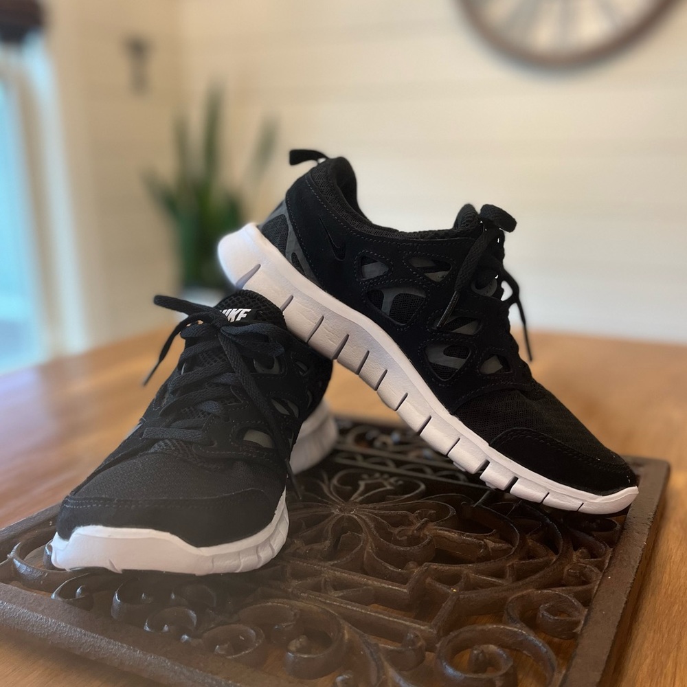 NEW Nike Free Run // Boys size 6